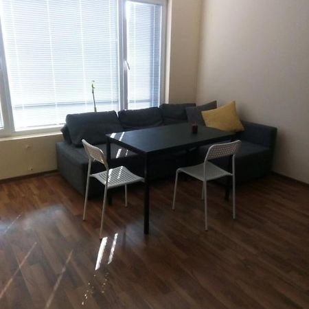 ブルガスCozy Apartament Naydenovアパートメント エクステリア 写真