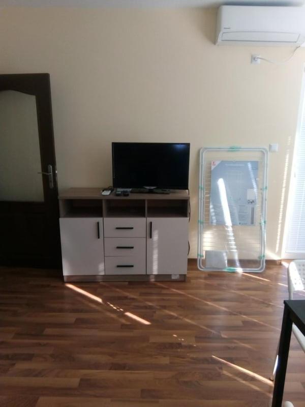 ブルガスCozy Apartament Naydenovアパートメント エクステリア 写真